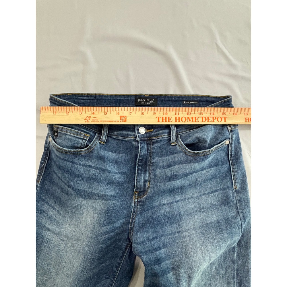 Judy Blue Relaxed Fit Medium Wash Jeans Size 13/31 Style Stretch Denim - Picture 4 of 11